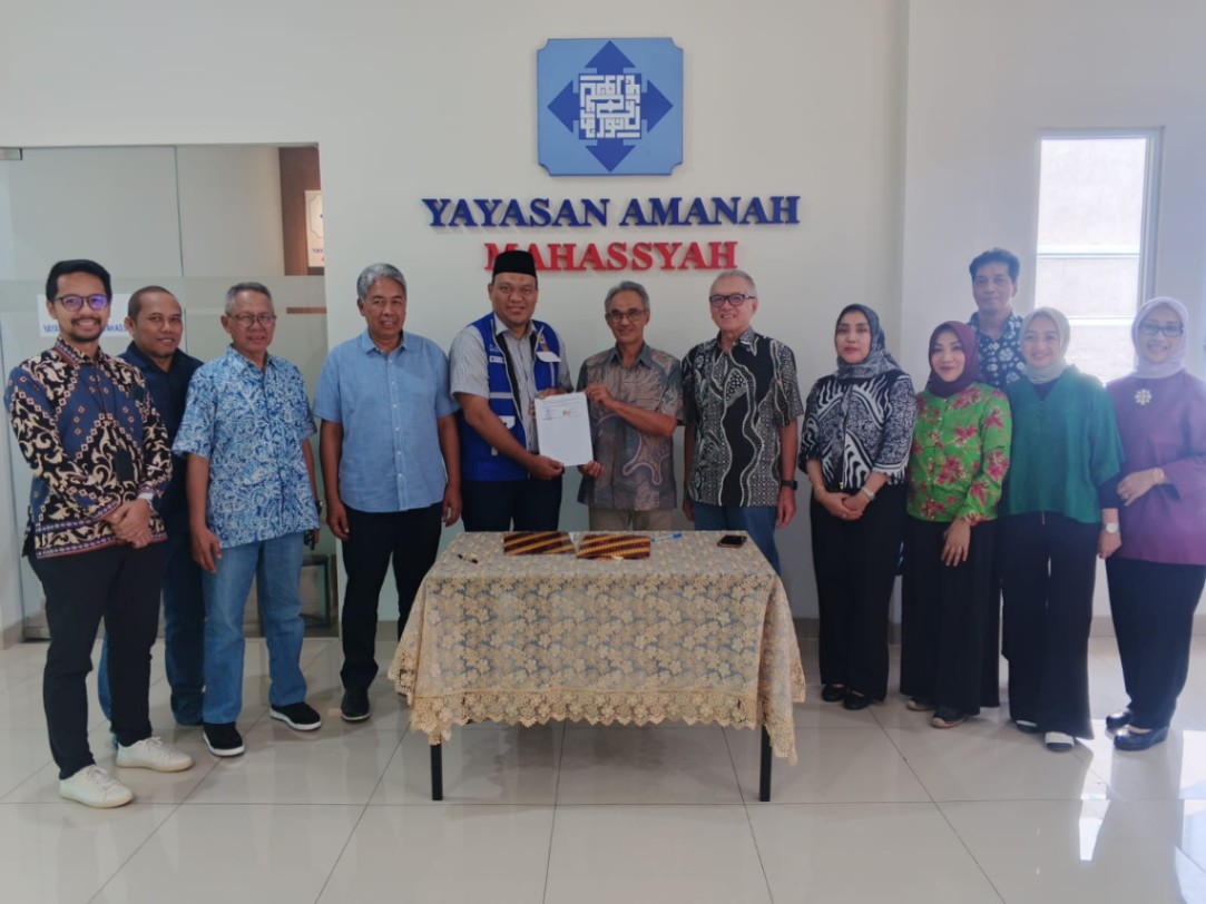 Lazis Unisia YBW UII dan Yayasan Amanah Mahassyah Tandatangani Kerjasama Optimalisasi Zakat Infak Sedekah